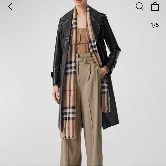 Burberry Giant Check Print Wool & Silk Scarf (Camel Check) - Picture 2 of 7